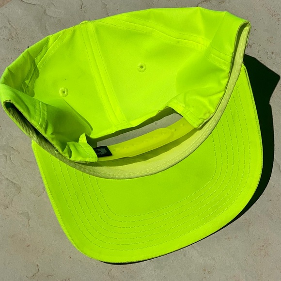 Playboy SnapBack - Picture 5 of 9